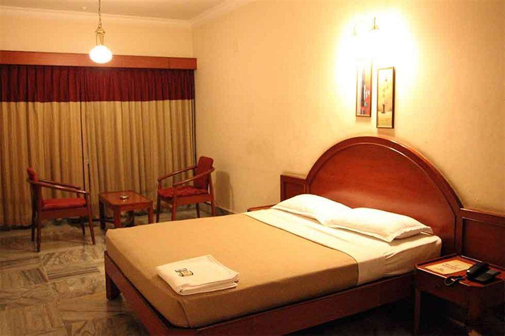 Samrat Residency Ξενοδοχείο Μπανγκαλόρ Εξωτερικό φωτογραφία