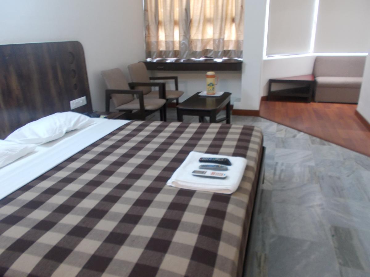 Samrat Residency Ξενοδοχείο Μπανγκαλόρ Εξωτερικό φωτογραφία